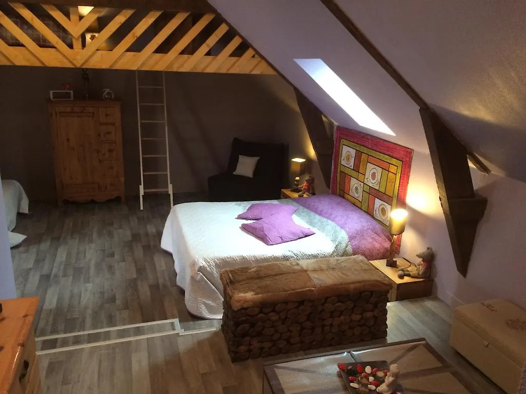 Chambres D'Hotes A La Ferme De La Rochelle Bed & Breakfast Roz-Landrieux