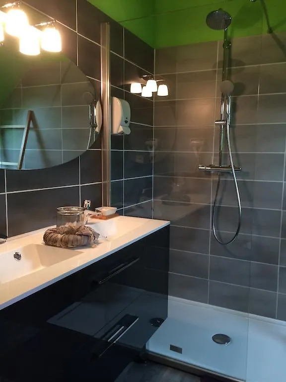 Chambres D'Hotes A La Ferme De La Rochelle Bed & Breakfast Roz-Landrieux