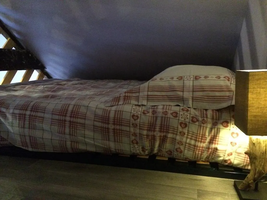 Chambres D'Hotes A La Ferme De La Rochelle Bed & Breakfast Roz-Landrieux