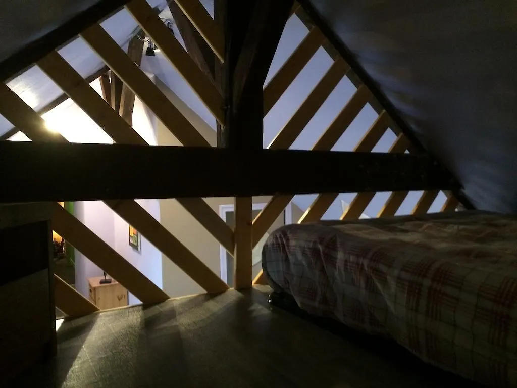 Chambres D'Hotes A La Ferme De La Rochelle Bed & Breakfast Roz-Landrieux Франция