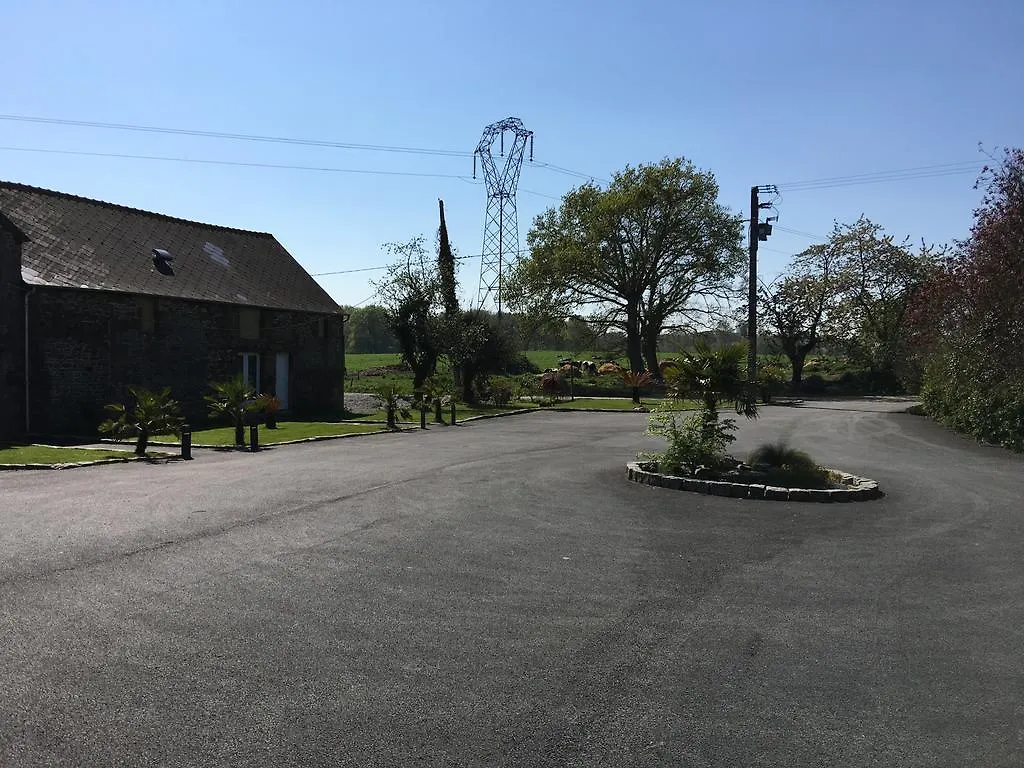 Chambres D'Hotes A La Ferme De La Rochelle Bed & Breakfast Roz-Landrieux